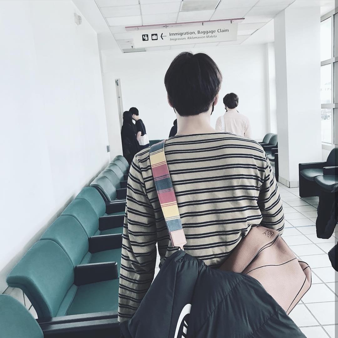 ExolPwr's tweet photo. [#KAIGRAM] Jongin também atualizou seu instagram todo trabalhado no aesthetic 

#EXO #엑소 #LoveShot #KAI #weareoneEXO https://t.co/7ltdDg0Pok