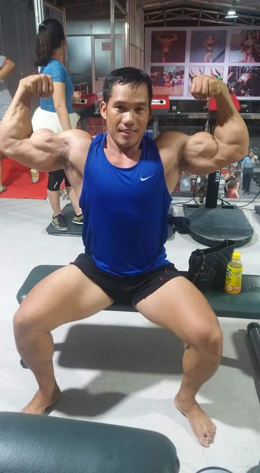 MuscleLover007's tweet image. เต็มมือดีจัง