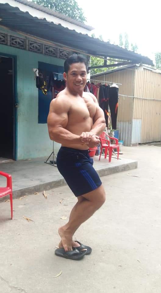 MuscleLover007's tweet image. เต็มมือดีจัง