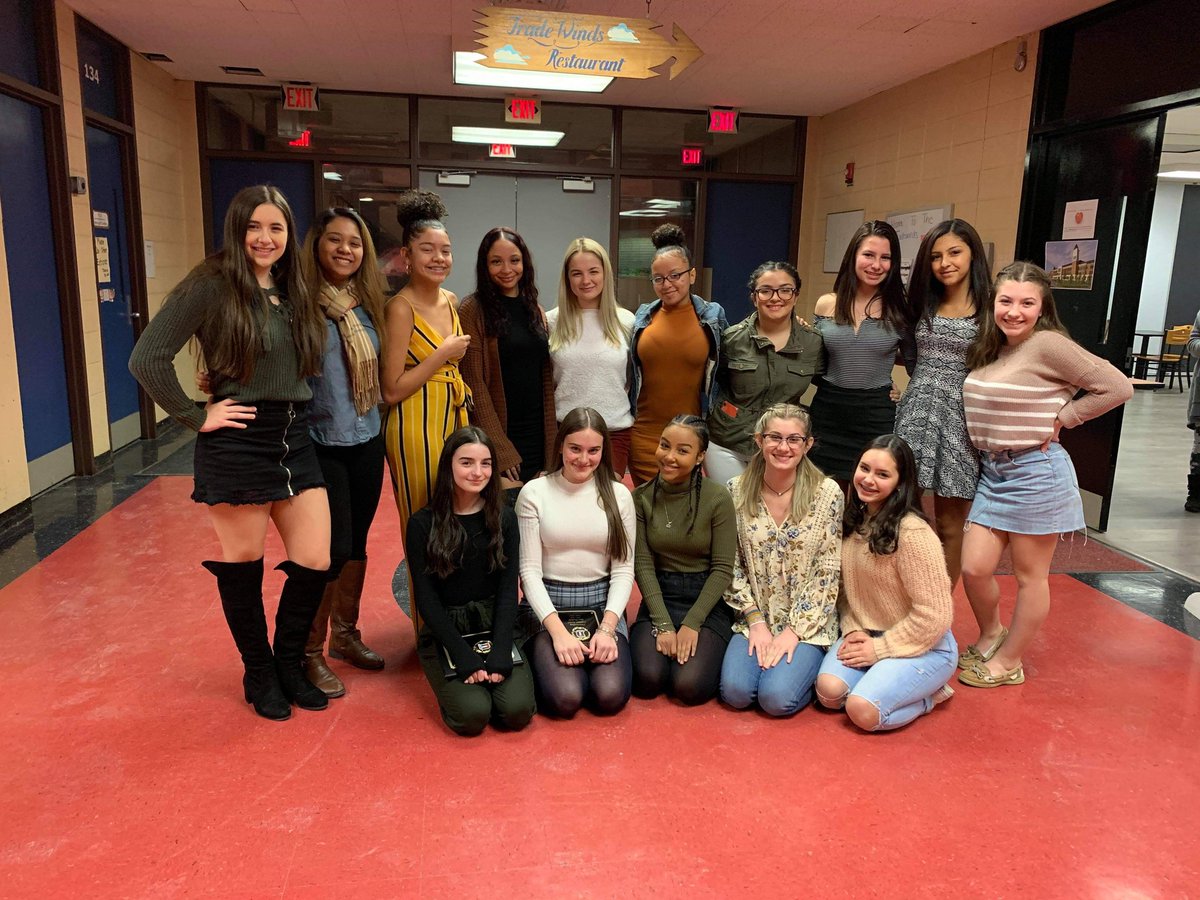 DurfeeCheer's tweet photo. We had a great time at the cheer banquet tonight. Thank you to all of the girls, parents, Brad, Nicki and Kelley for making this possible.
MVP- Matilda Anger
Coaches' Award- Gina Ciccketti
Sportsmanship Award- Sam Souza
Outstanding Freshman- Jessalee Costa
Seniors- Gina and Jill https://t.co/sFF2KzJfVF