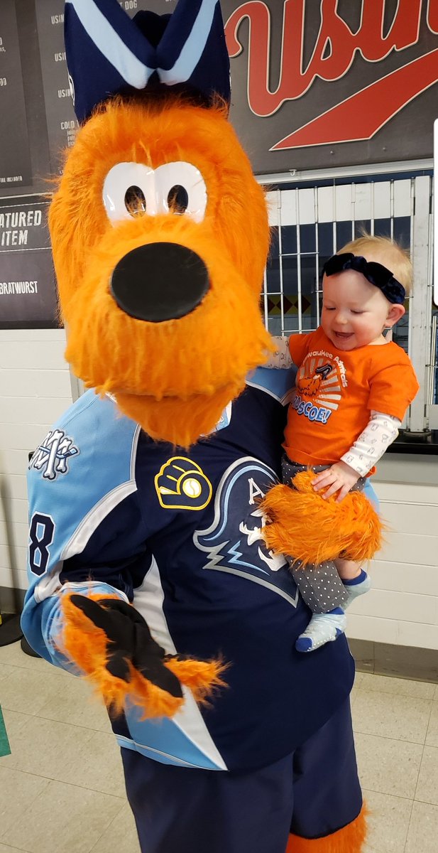 mflessert's tweet photo. Go Admirals! Go Roscoe! #MilHockey #NSBFanPic #AdmiralsInteractive https://t.co/wZeMsNGj9a