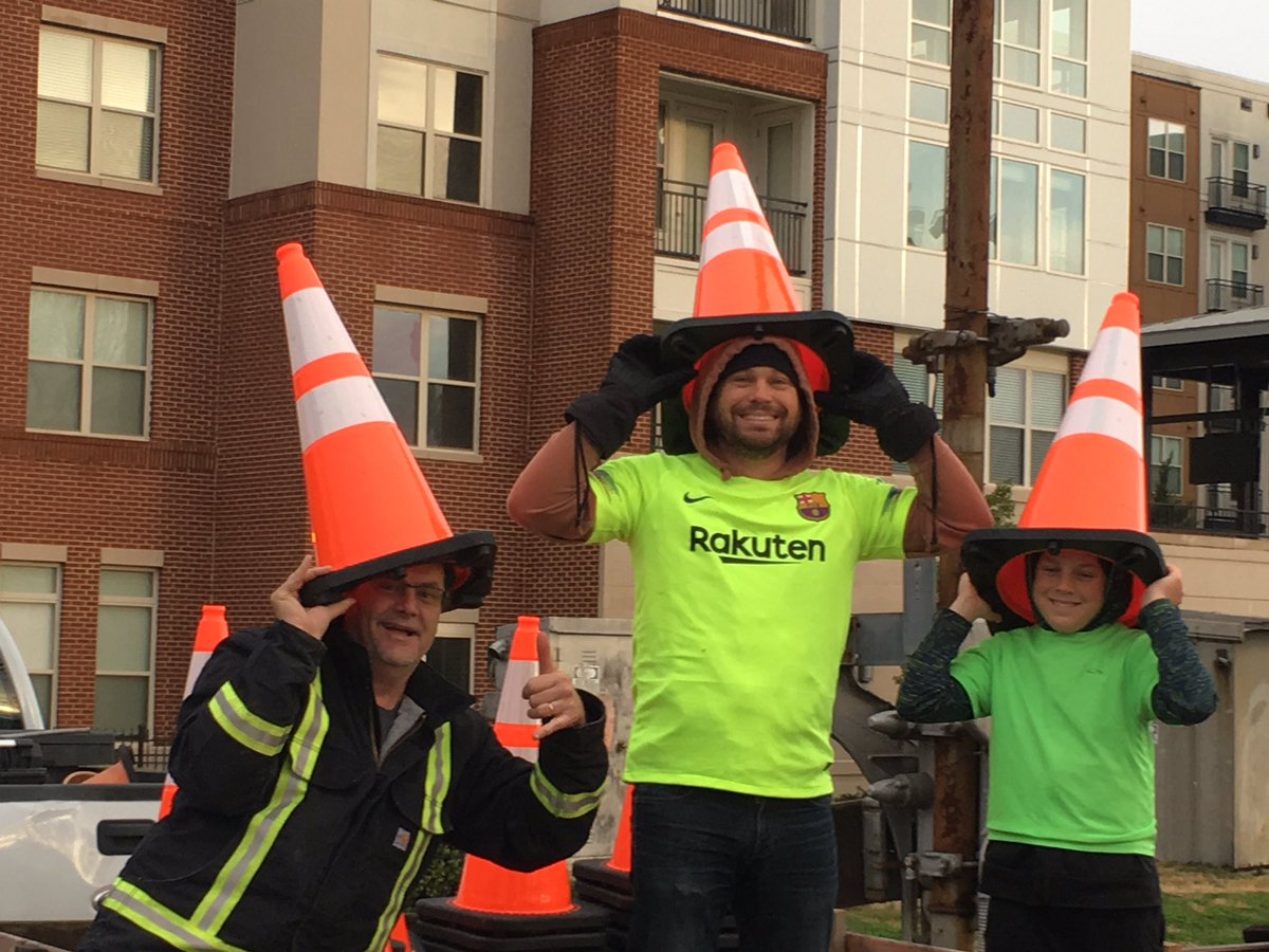 FlorenceForth's tweet photo. We love our awesome volunteers! Thanks for all you do! #volunteers #FlorenceForth https://t.co/CynFwsmw83