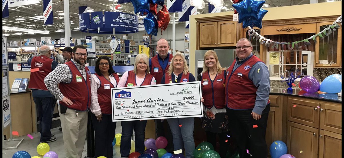 1280Market's tweet photo. Congrats Janet, our Q4 SSEI winner in 2591 Bristol!!! https://t.co/aNdZ9Oavbb