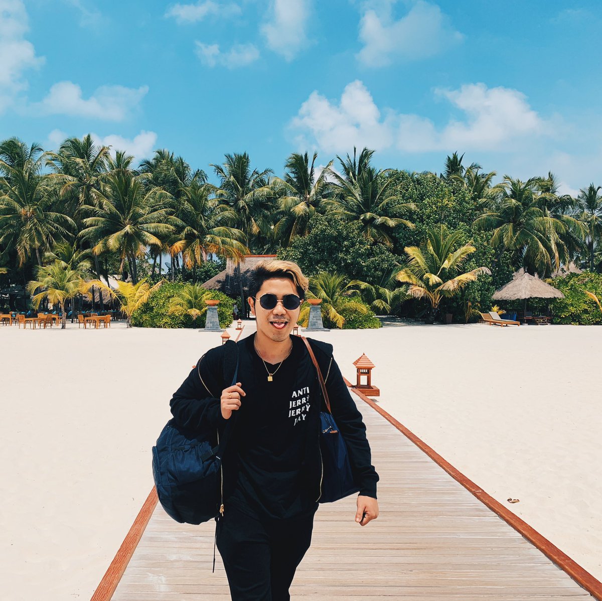 past12official's tweet photo. Out here in Maldives repping @jerryjaymusic  💜💜💜 https://t.co/ZYLwrekEL4