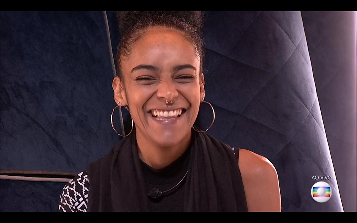 PortalRunik's tweet photo. Vocês gostaram, que a Gabi, ganhou a imunidade? #BBB19 #RedeBBB x

RT - Não 
FAV - Sim https://t.co/ZKtfR4y3jK