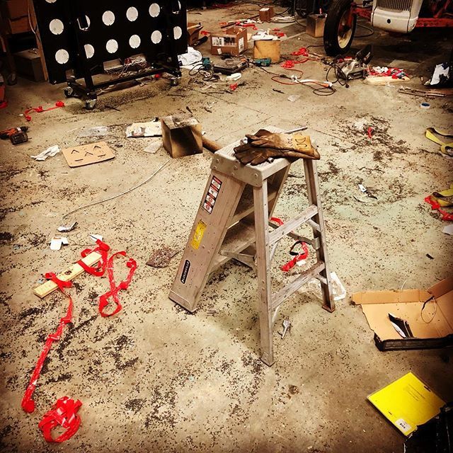 imagineFORM's tweet image. O the aftermath of a one week trailer build,  guess it’s really a week and a day.  Are you a clean-as-you-go or a clean-at-the-end maker?  #messmaker #cleanuptime