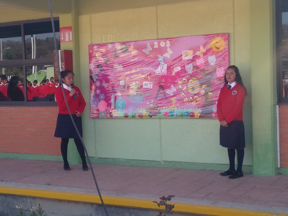 p65yc16's tweet photo. #EscuelasFuertes #p65mII #COBAEM homenaje marzo 04/09/2019 plantel 65 Morelos II https://t.co/MZcueIDFab