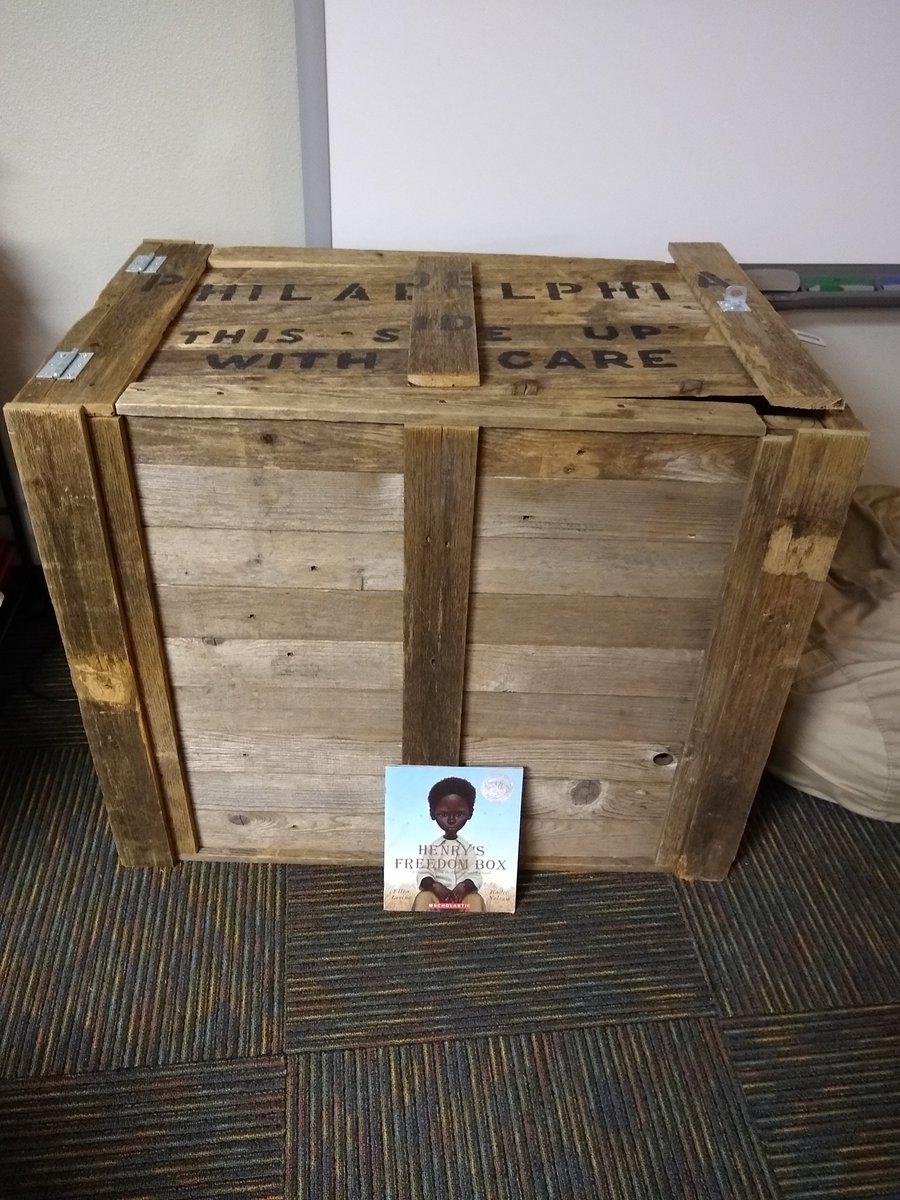 mr_akehurst's tweet image. @burgessdave #tlap when a parent makes you a replica of Henry&apos;s freedom box! #readingspaces