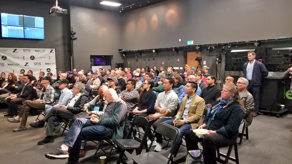 mcavkcm's tweet photo. Full house @KeyCodeMedia with @Blackmagic_News @HP @snstweets #Resolve15 https://t.co/HV4uXnfh5r