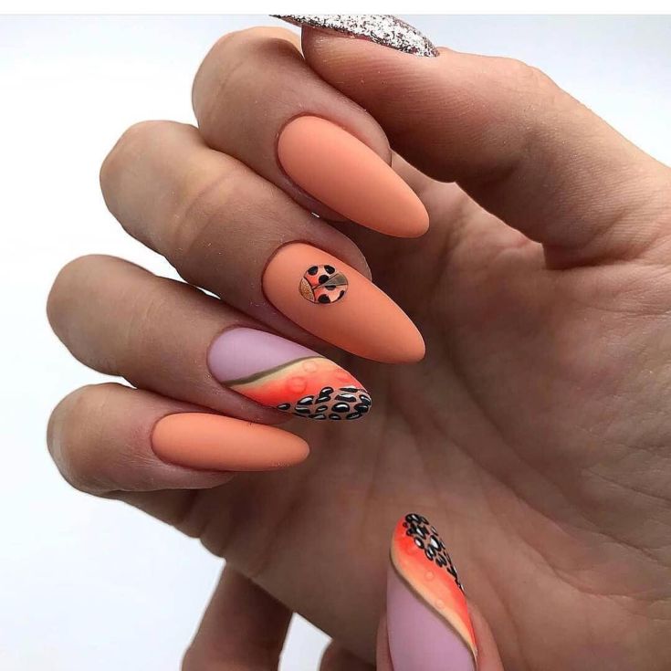 Give yourself a little break & have this pretty manicure. #Beautyebooking #HairSalon #NailSalon #SalonSchedulingSoftware #BeautyService  #BeautyAppointments