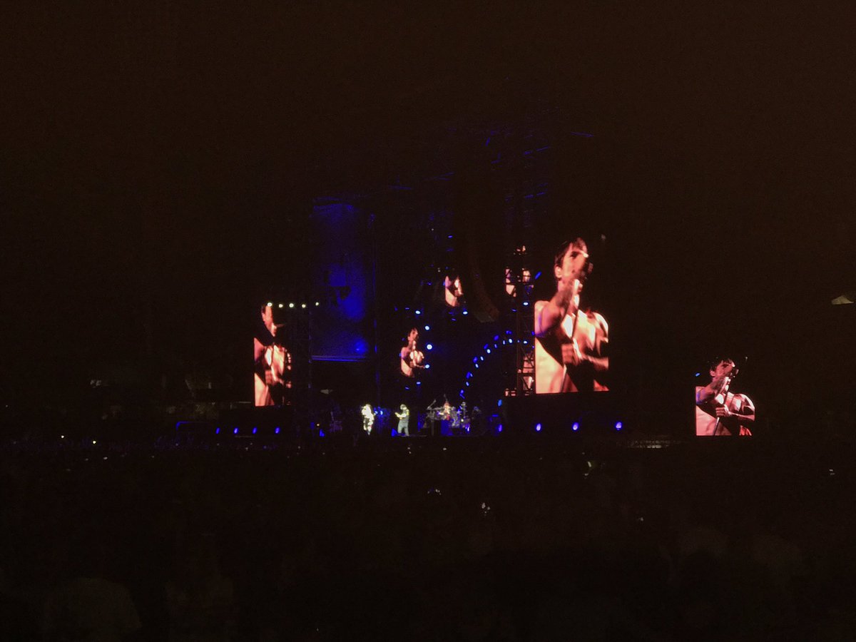 Calom1986's tweet image. A fantastic night at @hbfpark rocking out to the @RHCPoficialmx and @Georgeclinton and the  parliament funkadelics! 10/10 show! 🤘🏻🌶🔥 #RedHotChiliPeppers #HBFPark #soperth