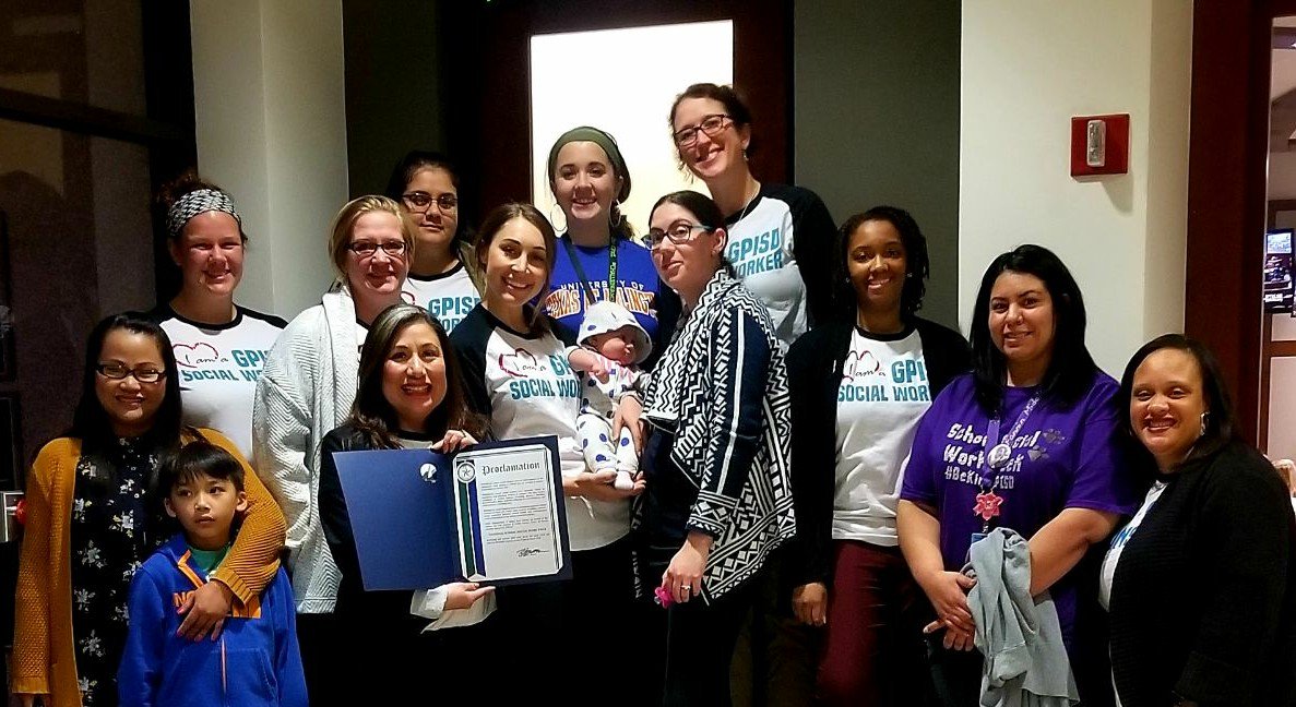 priscilla6386's tweet photo. To witness Social Workers be acknowledged for what they do in the community, was such an amazing event. City of Grand Prairie has proclaimed March 4th-8th School Social Work Week💜💜 @DrNJonesTSU #MacroReflection #TarletonSOCW https://t.co/Rw074YCSoF