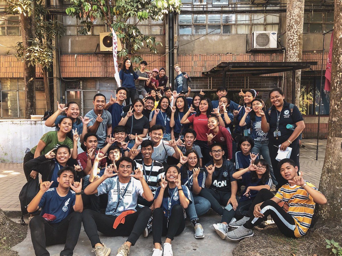 Colombiere2019's tweet photo. [ O2.25.19 ] Immersion 💙 https://t.co/s9ytRZVBrJ