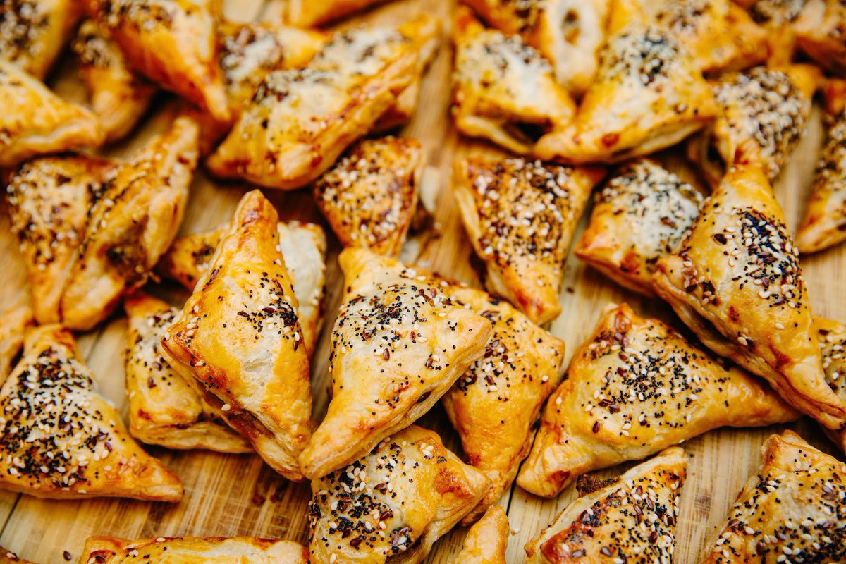 festfoodblog's tweet photo. Showstopper! @mamalehs 🍆 bourekas with feta, tahini & zhug @JArtsBoston #beyondbubbieskitchen https://t.co/uDY5InRveM