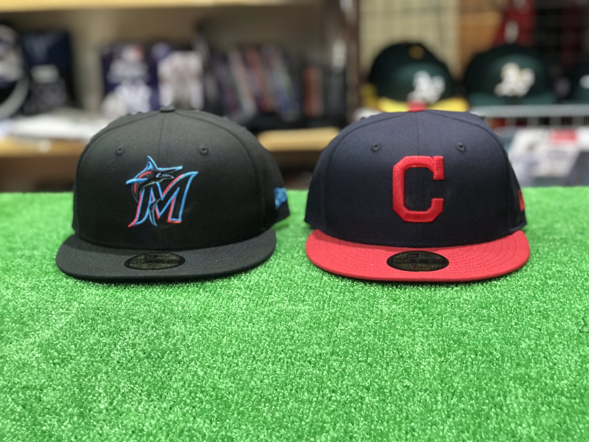 セレクション 大阪店 Bigstep Mlbオーセンティックキャップ19 メジャーファンの皆様大変お待たせ致しました 今シーズンからデザインチェンジされたキャップ2種が入荷いたしました マイアミマーリンズ ゲーム クリーブランドインディアンス
