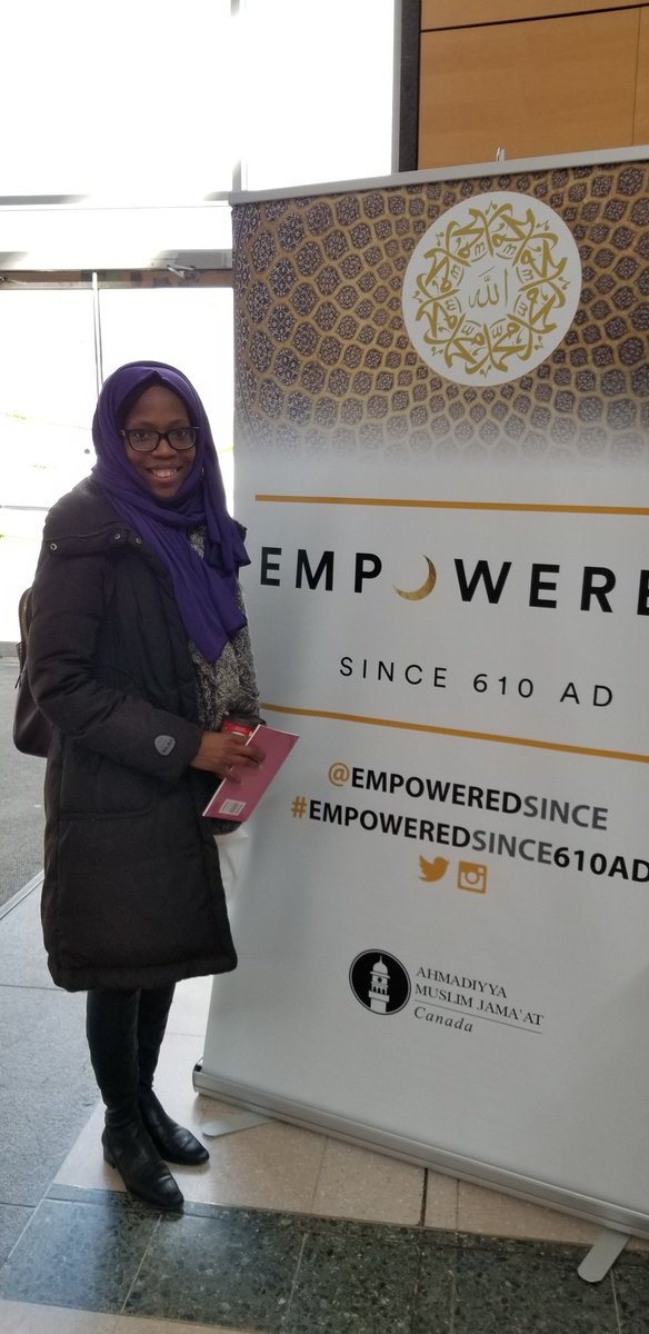 AMSAYorkU's tweet photo. Had some great conversations about Islam and the rights granted to Muslim women 1500 yrs ago! #DemystifyingTheMuslimWoman #EmpoweredSince610AD #JeSuisHijabi https://t.co/D50SixKW0A