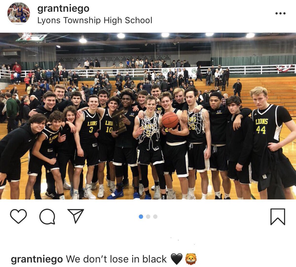 GHS6thMan's tweet photo. Y’all got embarrassed in black tonight 😬😬😬 @LTWeirdos https://t.co/ToECNy2g59