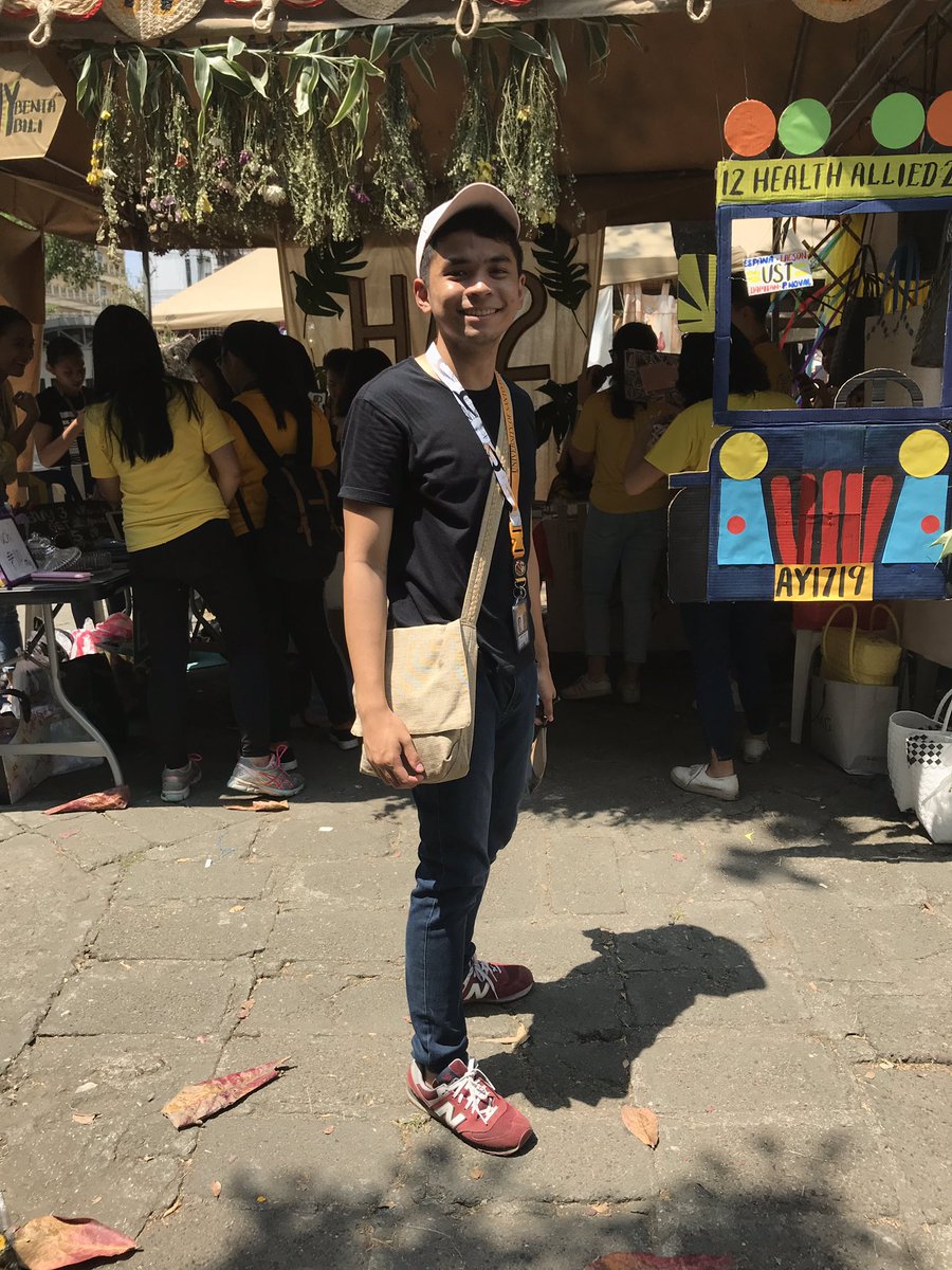 ignite_ustshs's tweet photo. SPOTTED: Kaulayaw bag!!! 

Get yours for 250 pesos only!!! 💛 https://t.co/3WduiQuDGI