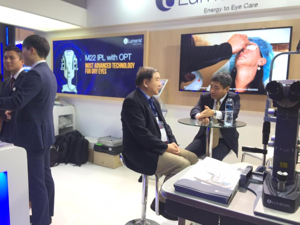 ApacLumenis's tweet photo. Join us to experience the advanced revolutionary M22 OPT technology for Dry Eye. 
Don’t miss out!
#LumenisAPAC #LumenisAPACMedical #Vision #Ophthalmology #OphthalmologySummit 
#Bangkok #DryEyeTreatment https://t.co/OH9aQRDiEO