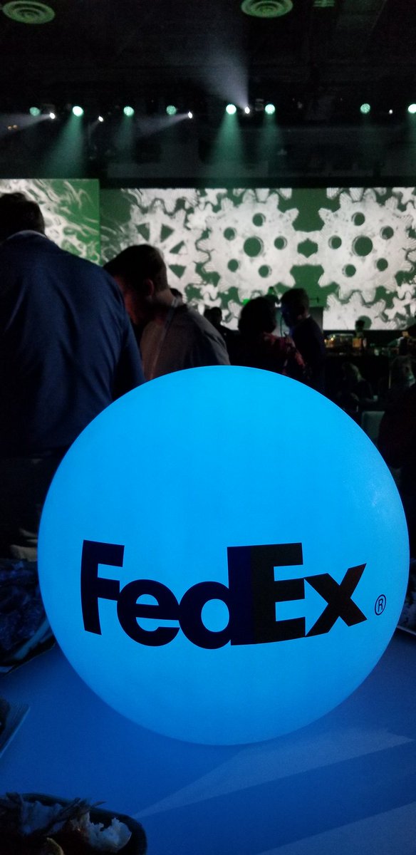 jeremy_aaronson's tweet photo. Thanks to our client @FedExOffice for having us in the VIP lounge at the Shoptalk after party! Amazing food and a performance by Shaggy @UpSellit
#vip #fedex #shoptalk2019 #shoptalk #conversionoptimization #upsellit #fedex https://t.co/j2hLqqLjFt