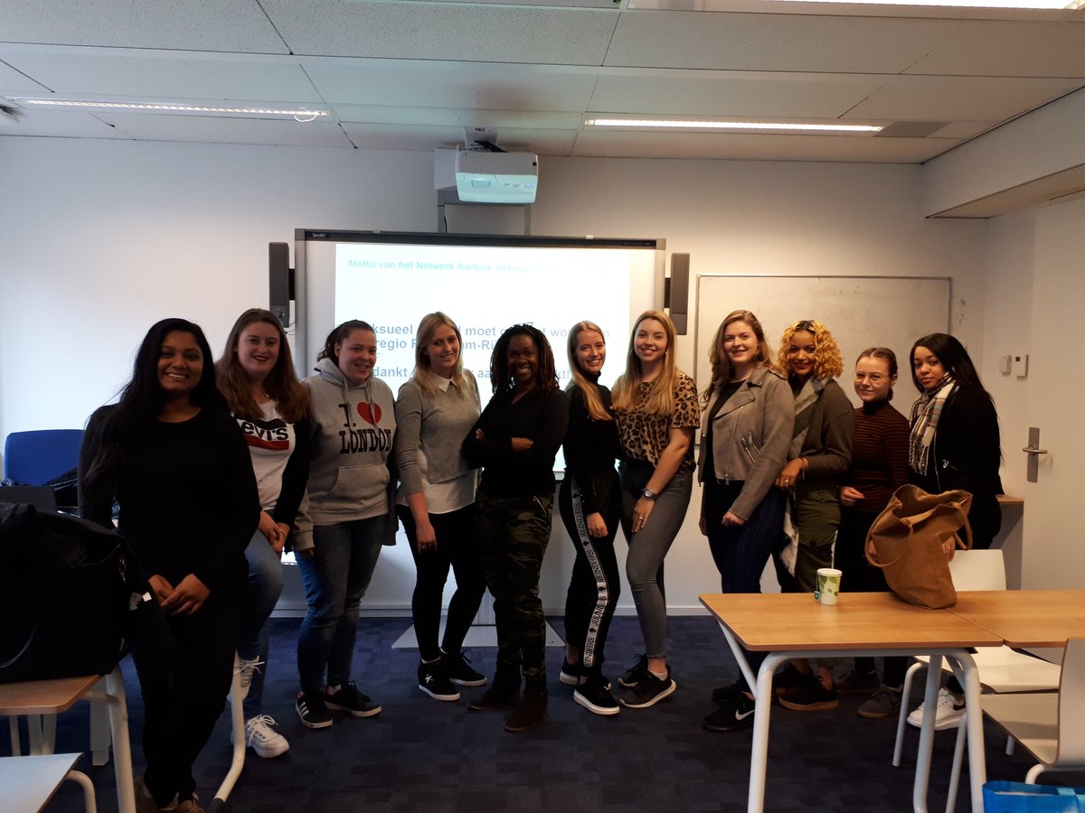 Aanpak Seksueel Geweld Rotterdam maakte vandaag, samen met Lydia Brewster, 4e jaars studenten Pedagogisch medewerker van Zadkine  bewust van signalen en gevolgen van seksueel misbruik in families. Doe nooit niets, doe altijd iets!