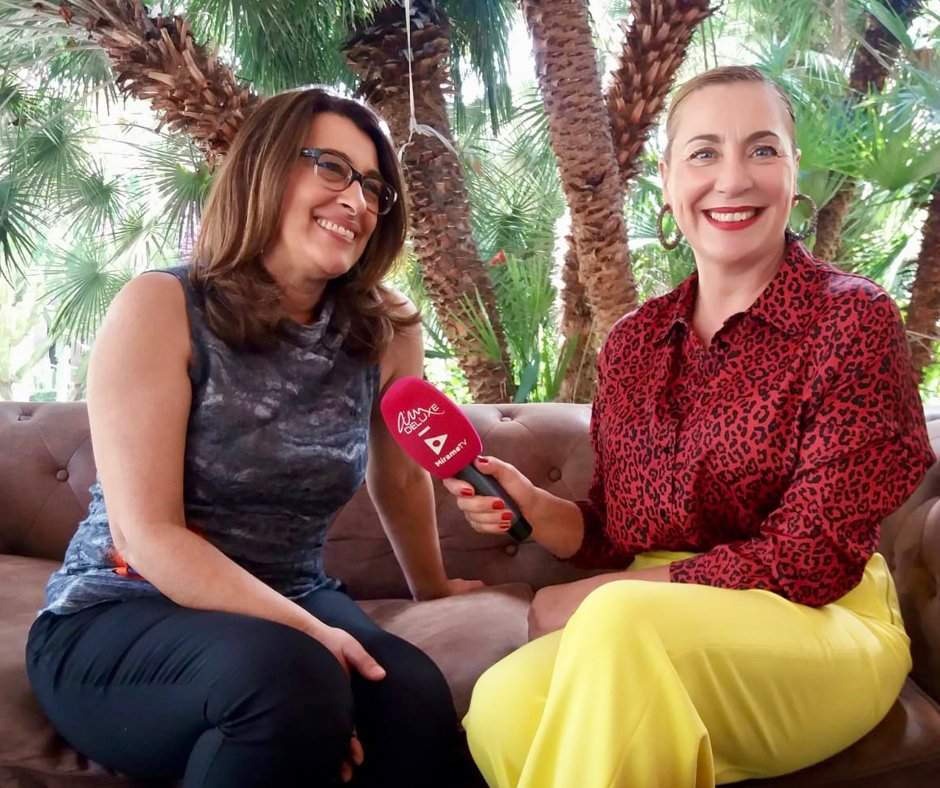 EmprendeModaTF's tweet photo. Guapísima MARÍA Hurtado /Natural Felt de #EmprendeModaTfe el pasado viernes en el programa #AMDeLuxe de Mírame TV Canarias 🙌 En cuánto esté la entrevista online avisamos. ¡Enhorabuena! #CabildoDeTenerife https://t.co/dFrHlUjpdF