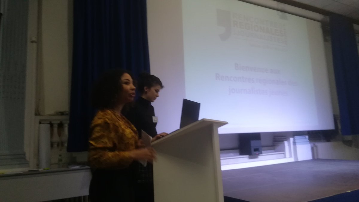 Clemi_AixMrs's tweet photo. #R2J2 Ă Marseille !
La pléniÚre a commencé.
Interventions des bénévoles de @asso_jetsdencre, JC Conte, DAVL, et Virginie Bouthors du @Clemi_AixMrs.
@agnes_davlc, @acaixmarseille
https://t.co/EJTd0EAR1v https://t.co/akxI1cIefw