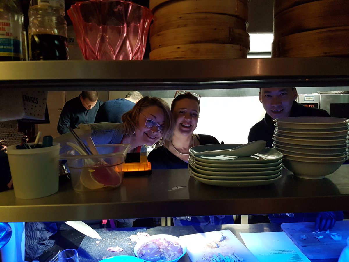 NadineDCeuninck's tweet photo. Lots of Dim Sim, curry and laughter. 🌶️ Up to the next cooking class. 👊 #foodies #thai #cuisine https://t.co/Dr8BAPaxxR