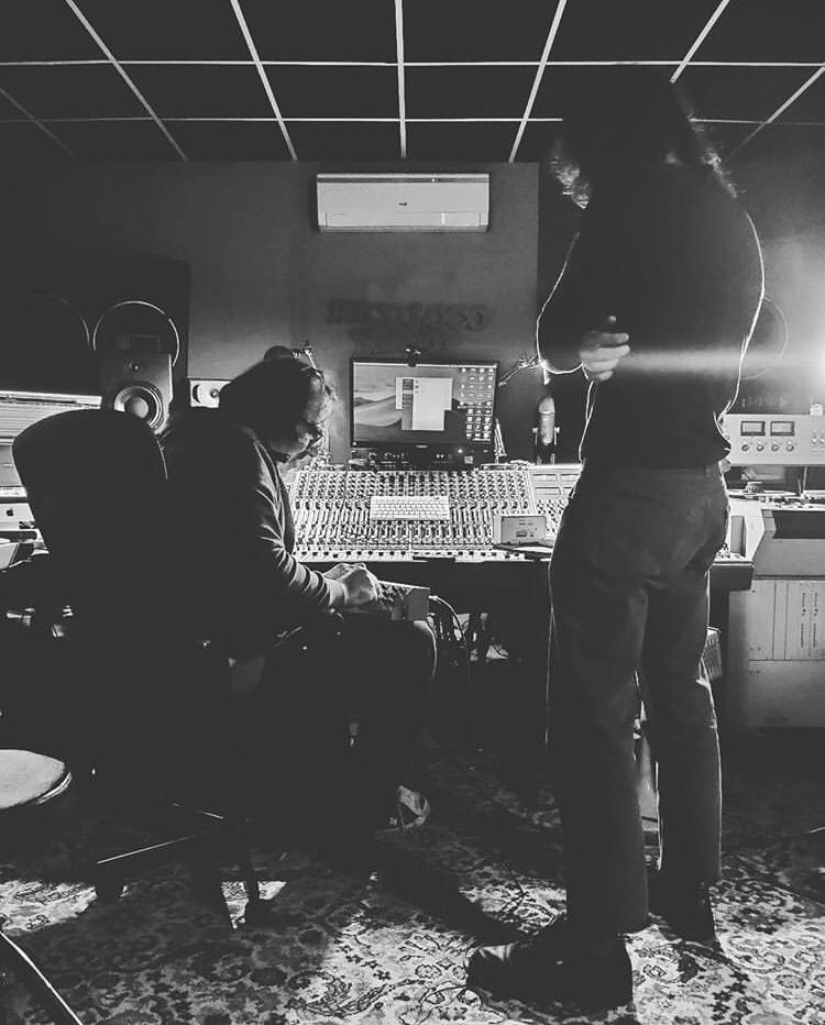 Ey! <a href="/yo_diablo_/">Yo Diablo</a>  ja ha gravat Serpientes (2019), un dels premis per haver segut el nostre guanayador en l'última edició del <a href="/Sona_la_Dipu/">Sona_la_Dipu</a> 😎

🎧 Prompte tindrem el vinil disponible! 😁