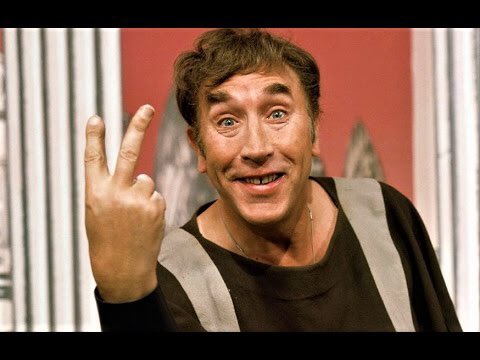 Remembering the Legend who is Frankie Howerd who was born on this day in 1917. #FrankieHowerd #UpPompeii