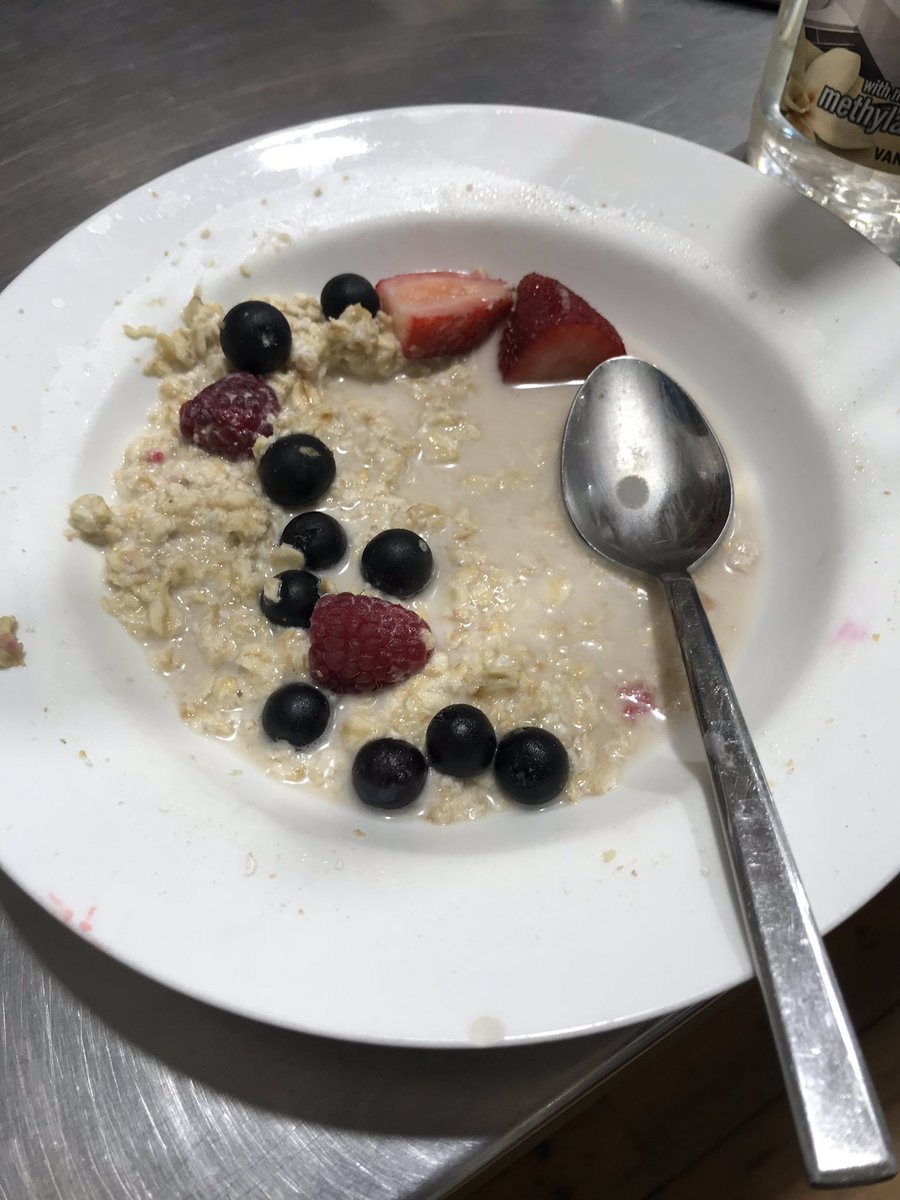 clubzoomers's tweet photo. @VinnieTortorich my husky mate thinks this a balanced diet. #WWVS what would Vinnie say? #NSNG #LCHF #keto https://t.co/ExcGIOGRsN