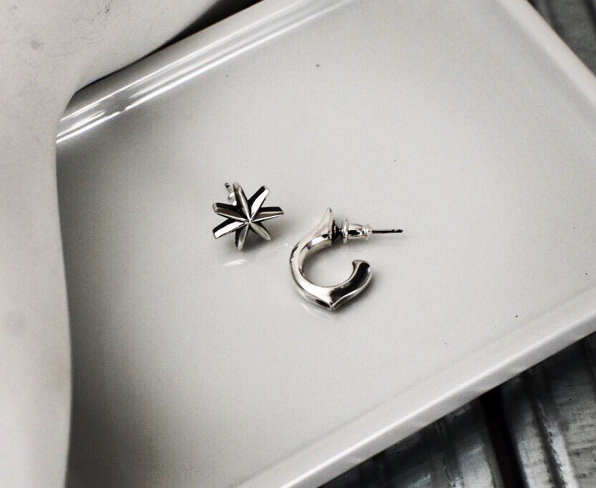 ATELIERLEPUS's tweet photo. FCE-084 092 | cooldust

#funkouts #pierce #七芒星 #ピアス
#sevenpointedstar 

https://t.co/JXrXqplwef https://t.co/ZsHz3MmcEc