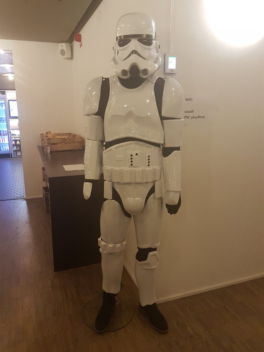 BasementRudy's tweet photo. Greeted by this guy @EA_DICE hq #Stockholm 
#gamedev #indiedev #indiegame @BasementRudy #indiegamedev #indiegamemusic https://t.co/6gQJ1H14Ov