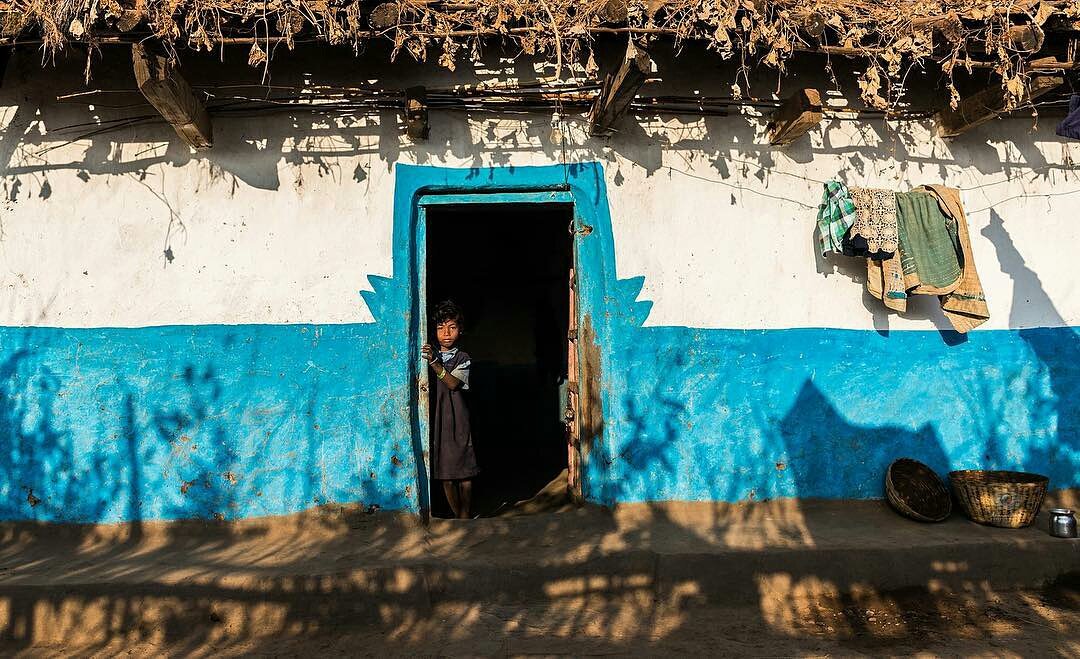 || Baiga tribe ||
Baiga tribe of Kabirdham district live a very simple life. Just like all the tribes, they believe in minimalism. Often their houses are coloured in two shades - upper part white and lower part blue.
To know more visit kabirdhamtourism.com