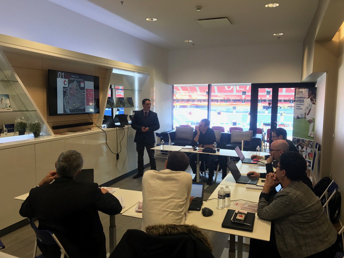MarcBeaufrere's tweet photo. Moment très sympathique et convivial hier avec la Direction Technique Régionale de @Bouygues_Immo pour leur présenter le réseau de chaleur @ChauffUrbainCM #Dalkia https://t.co/lrMaZBYGE7