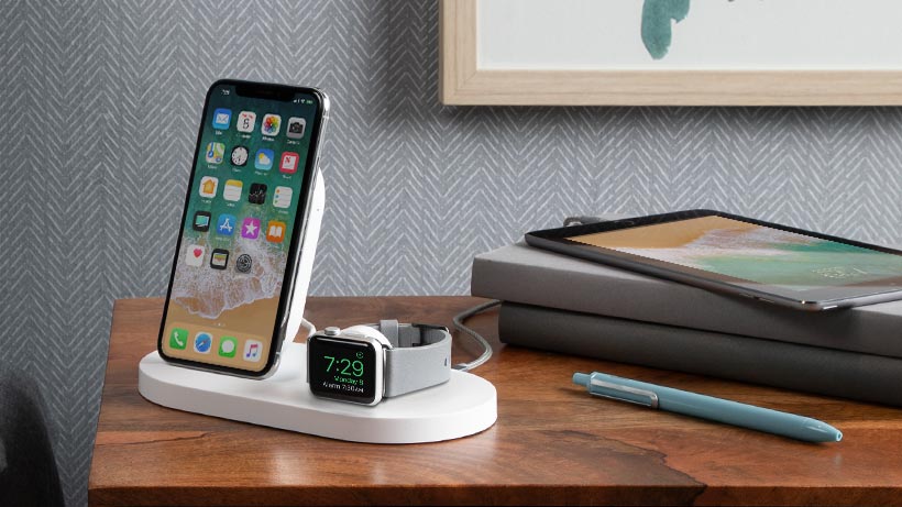 appexpertsdubai's tweet photo. 3 in 1 wireless charging #technology for #Apple  will spoil you rotten. Stay positively charged, unclutter your life &amp; amp up your chances of staying connected with #innovative boost up wireless #charging dock for #iPhone &amp; #AppleWatch.
 
#Tech #AppleNews #AppleUpdates https://t.co/SMgRILNgRJ