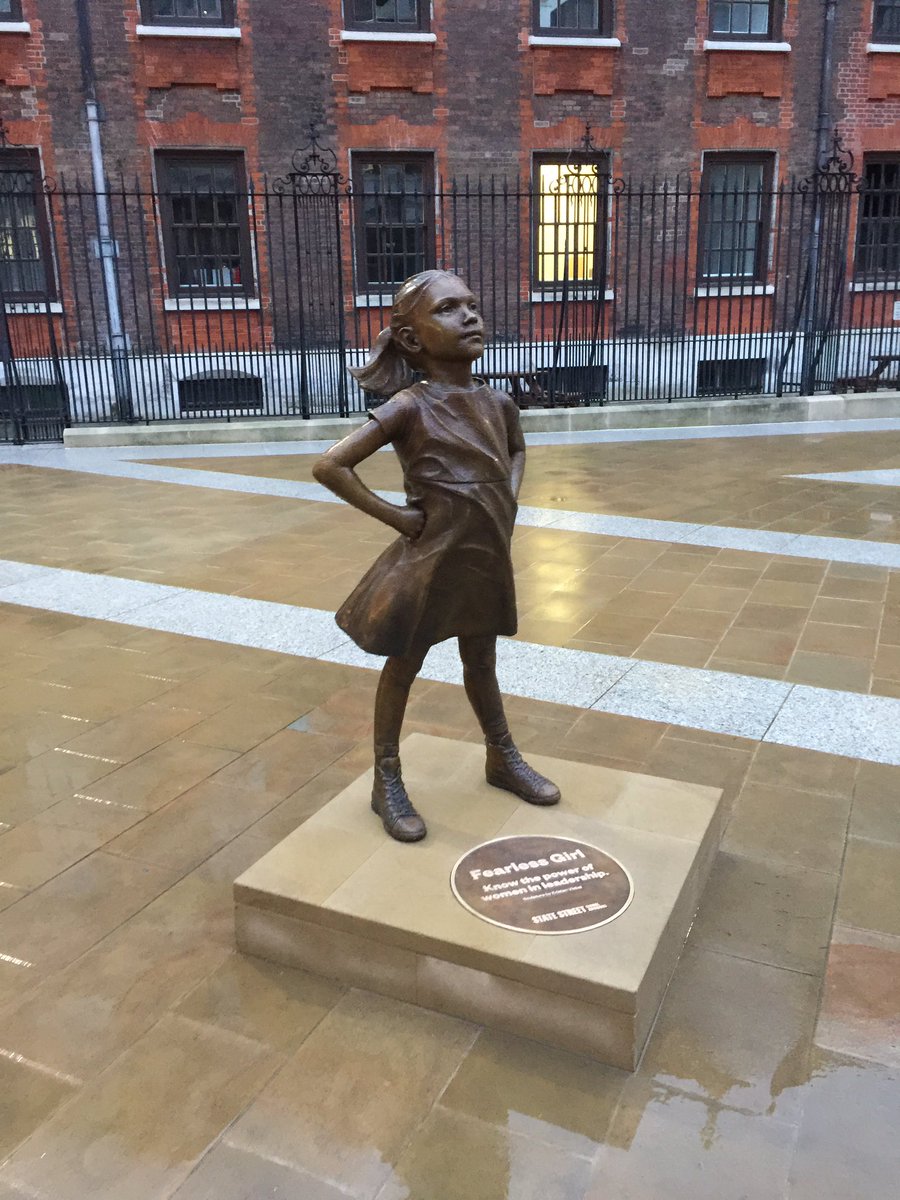 A Fearless Girl replica arrived in Paternoster Square yesterday and is facing the London Stock Exchange.  Really cool to see this morning, thanks State Street!