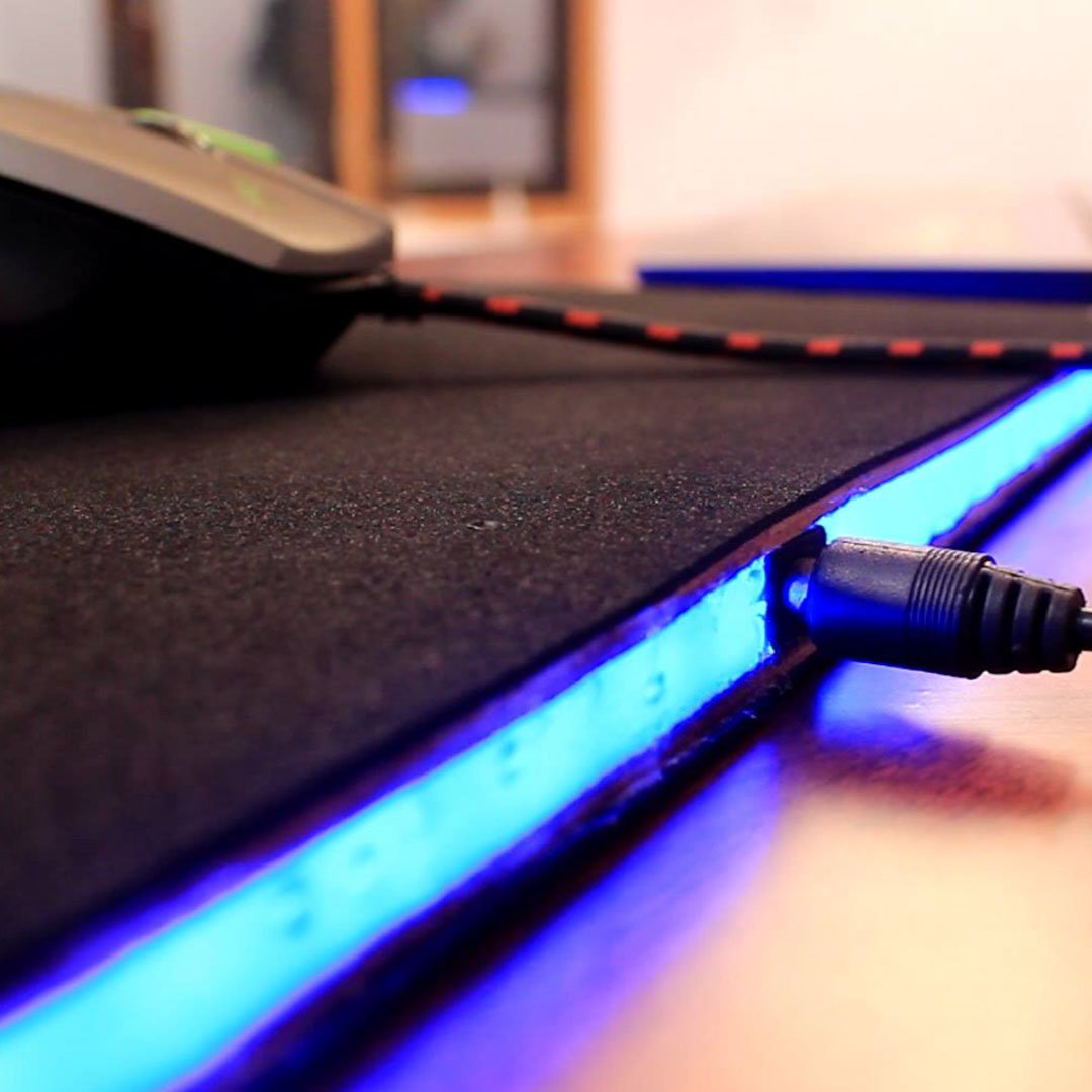 geekinvention's tweet photo. DIY LED GAMING MOUSE PAD MAKING HOT GLUE
Watch this video visit now @geekinvention 

#gaming #lifehack #tech #diy #mouse #craft #crative #gamingsetup #gamer #technology #gadgets #homemade #handmade #gamingmouse #innovation https://t.co/RAz8kwKw41