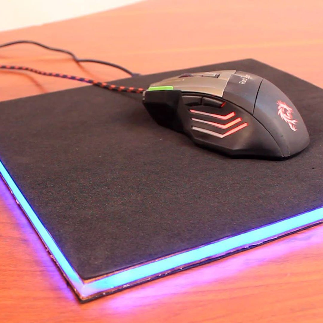 geekinvention's tweet photo. DIY LED GAMING MOUSE PAD MAKING HOT GLUE
Watch this video visit now @geekinvention 

#gaming #lifehack #tech #diy #mouse #craft #crative #gamingsetup #gamer #technology #gadgets #homemade #handmade #gamingmouse #innovation https://t.co/RAz8kwKw41