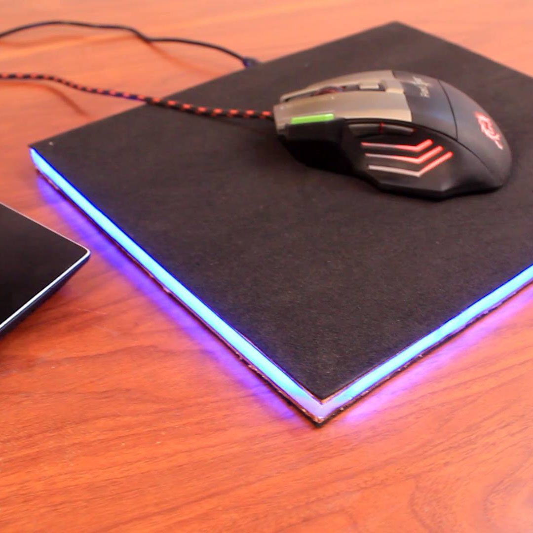 geekinvention's tweet photo. DIY LED GAMING MOUSE PAD MAKING HOT GLUE
Watch this video visit now @geekinvention 

#gaming #lifehack #tech #diy #mouse #craft #crative #gamingsetup #gamer #technology #gadgets #homemade #handmade #gamingmouse #innovation https://t.co/RAz8kwKw41