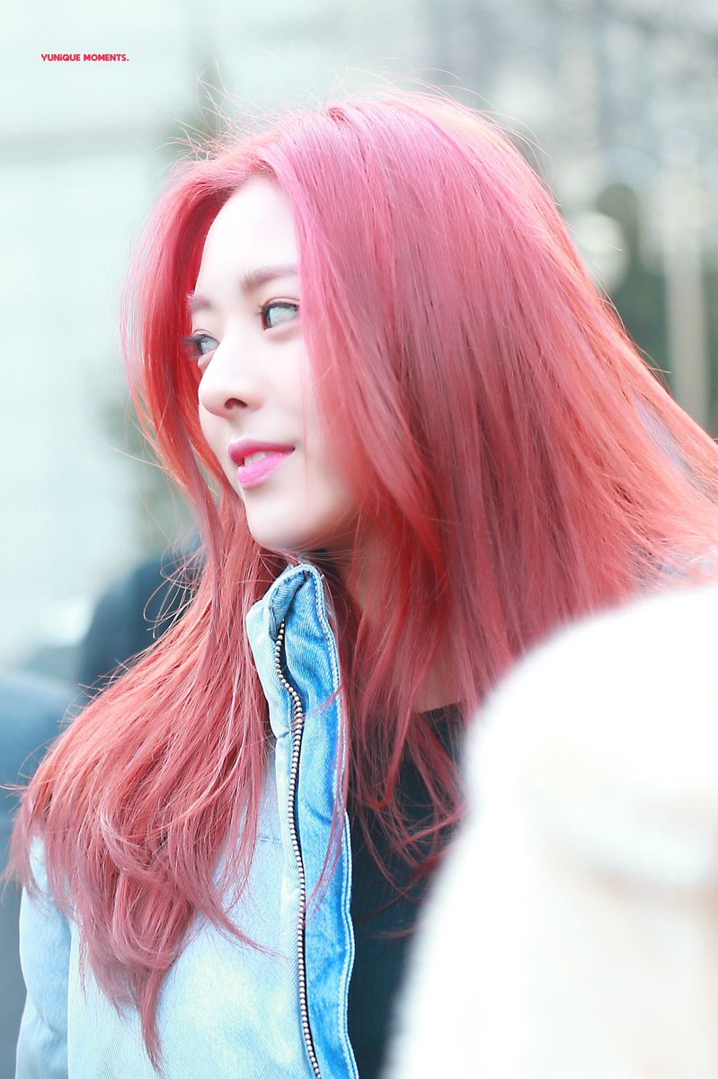 190222 ₊˚.༄

© Yunique Moments
#YUNA #유나 #ITZY #있지