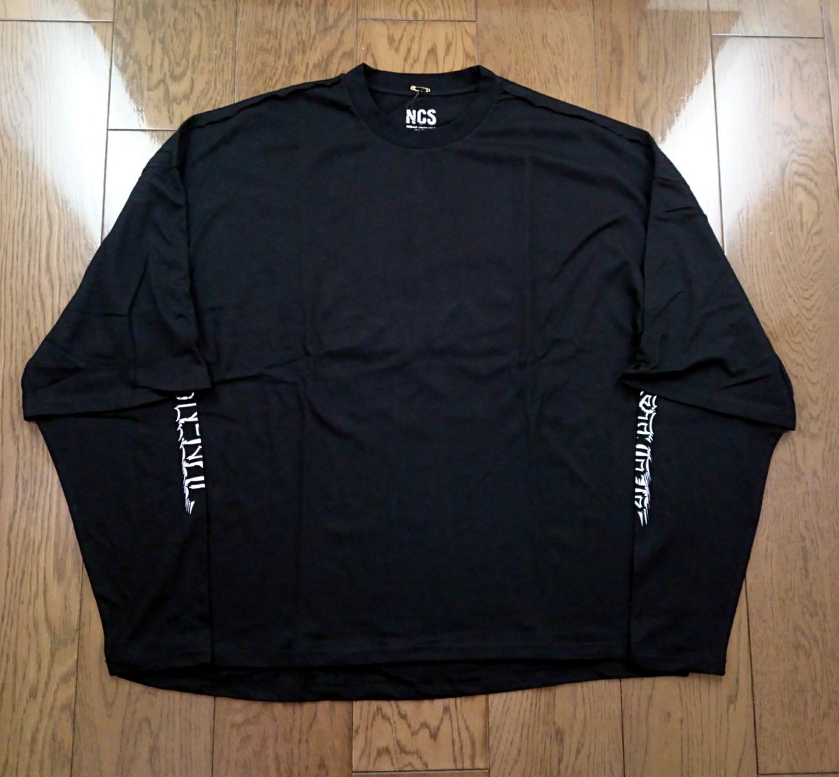 jungroove0's tweet image. [NYC便入荷]

NOT COMMON SENSE:FUXX THE POLICE LAYERED L/S TEE ￥12,800-＋tax

#notcommonsense #ncs #jungroove