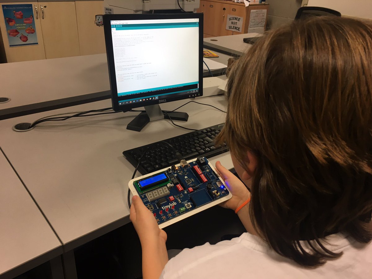sedaondr's tweet photo. Tinylab ile projemizde bağlantı sorunları yaşamak yerine sadece yazılıma odaklanıyoruz 🔗💡 #tinylab #istech #kasgarlimahmut @IstekTech https://t.co/9YIuhGawCQ