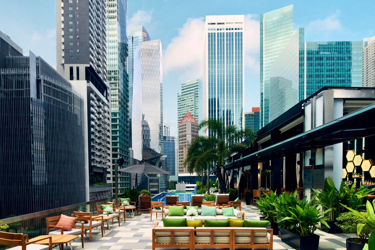 30.03. at 1927 Rooftop #Singapore 🇸🇬 #ExpeditionMusic #ExpeditionMusicAsia 
#asia2019 #musicexperience #traveller #worldtour #aroundtheworld #techno #house #korsair #rooftop #poolparty #freaknjones