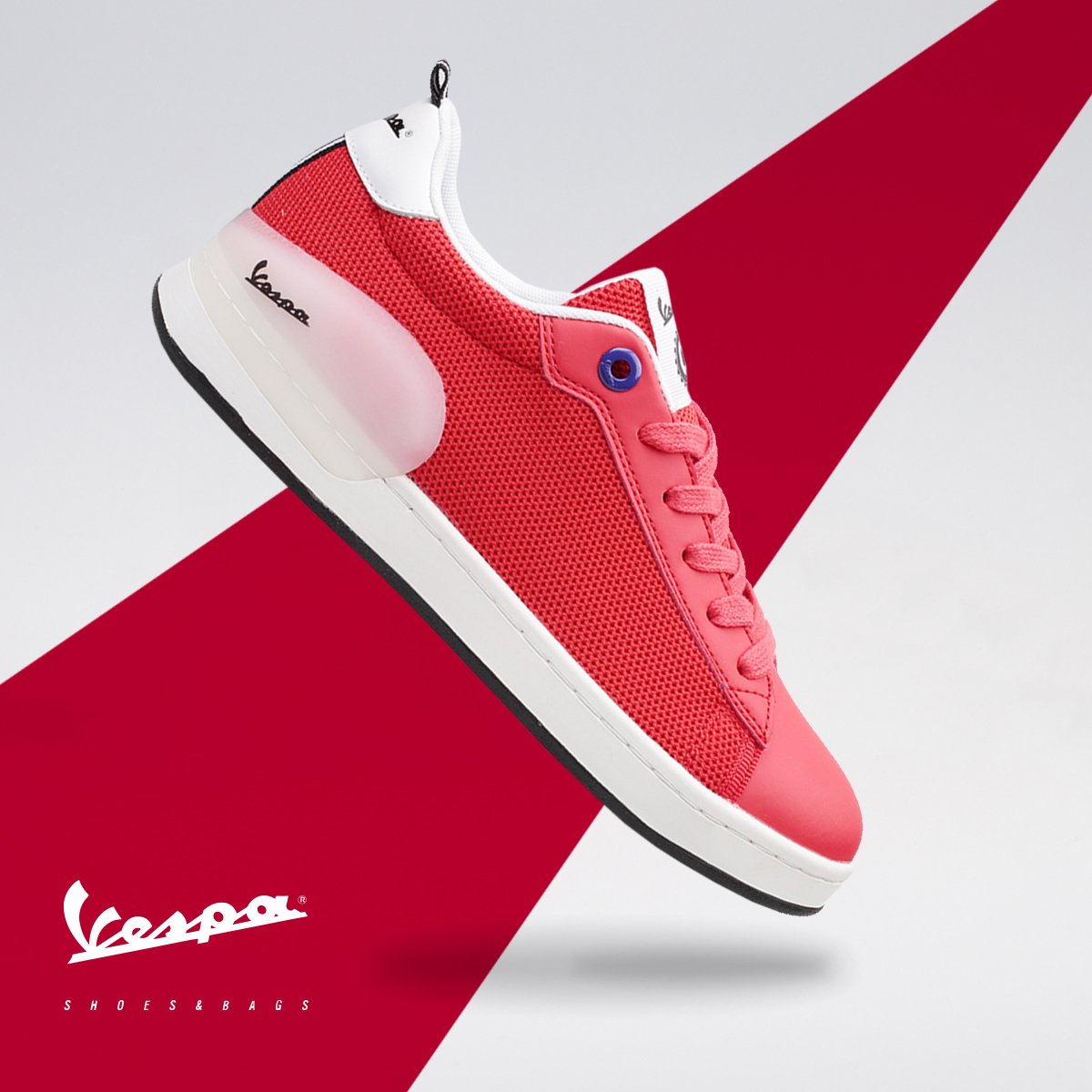 vespauk's tweet photo. Don’t care about trends, with Freccia you’ll never go out of style.
#vespashoesandbags #vespa #beyouricon
https://t.co/VAme1fFrAZ
@br.exsa https://t.co/TpOFzLT2u0