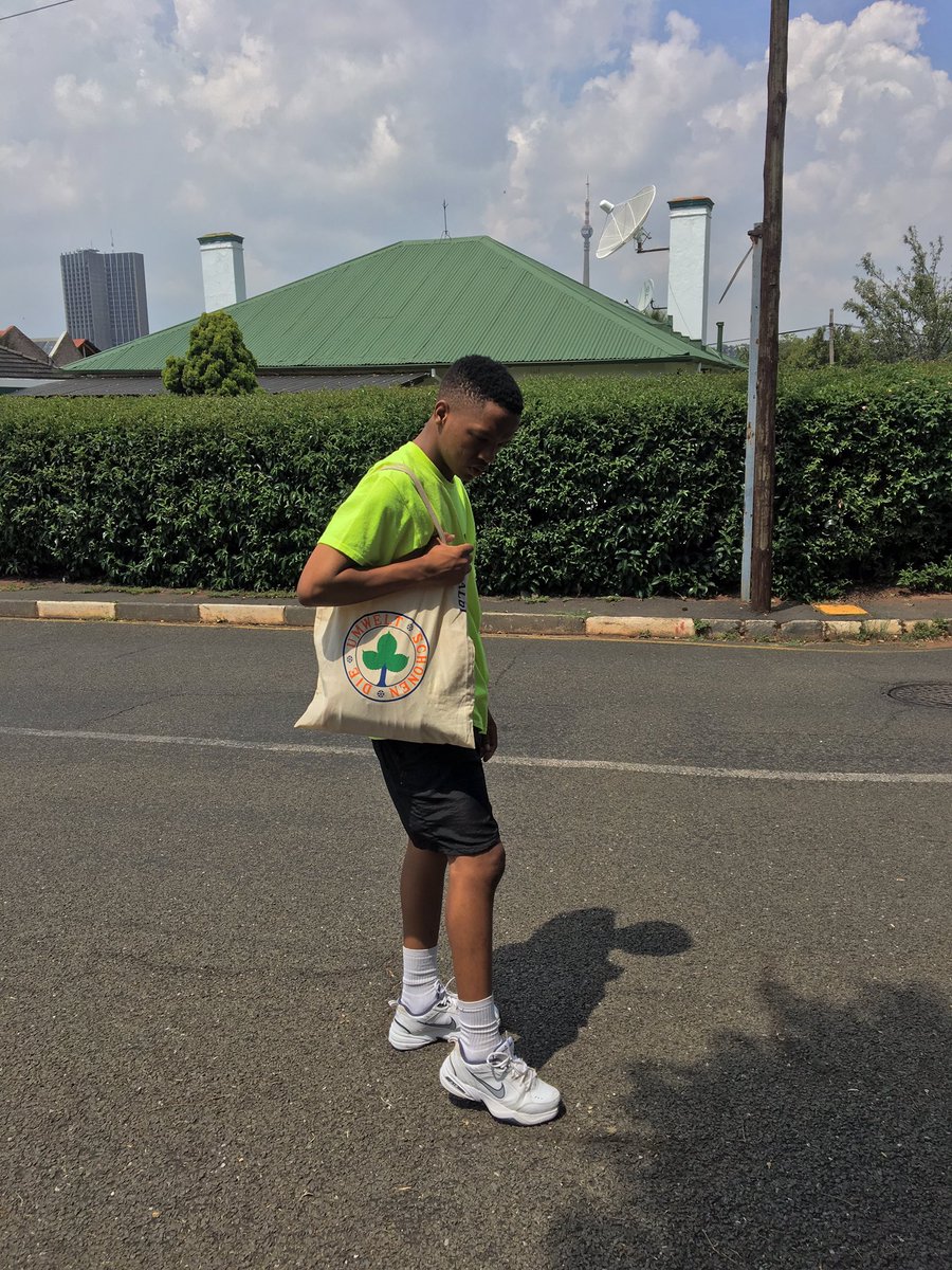 luvolwethu___'s tweet photo. 🤮 https://t.co/OzwP7UWJin
