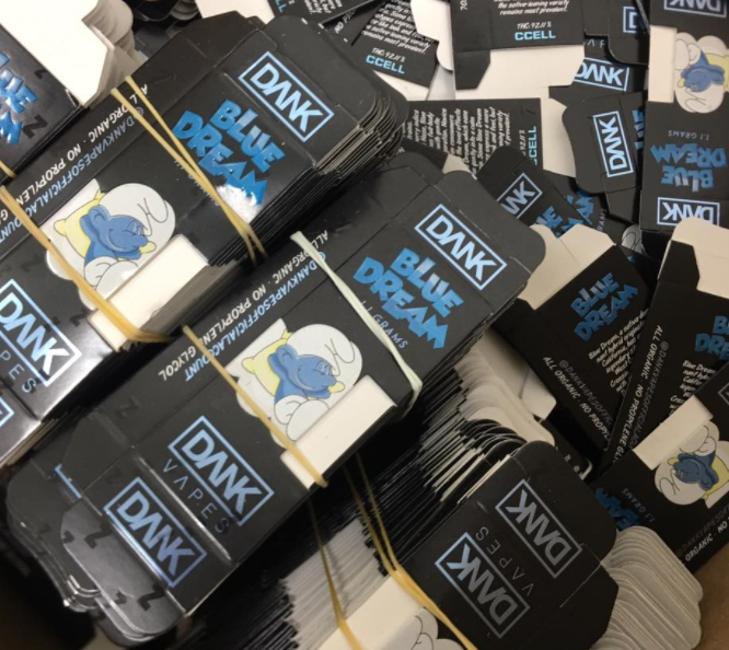 Joe50004101's tweet photo. New Black Box Dank Vapes Cartridge Cereal Carts G5 with 36 flavors in stock
#CBD #cbdvapepen #cbdlife #thccartridges #thickoil #dankcarts #cbdpackage https://t.co/tZYrmpmwPw