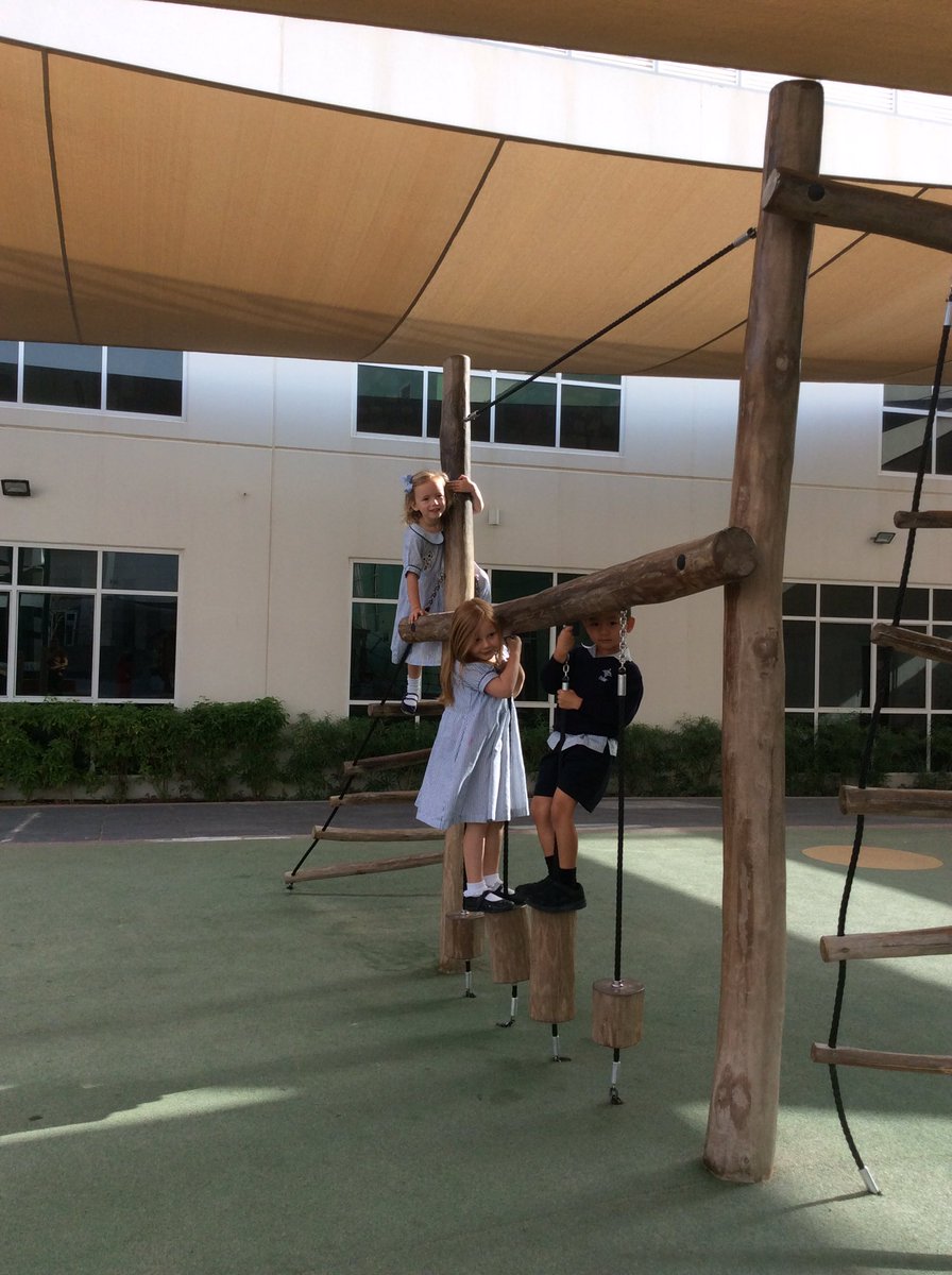 DBFFS2Pink's tweet photo. FS2 pink LOVED visiting DBSJP today ( especially the playground!) 💕@DubaiBritish_FS #DBF_livelearngrow https://t.co/tFX9H4xjHr