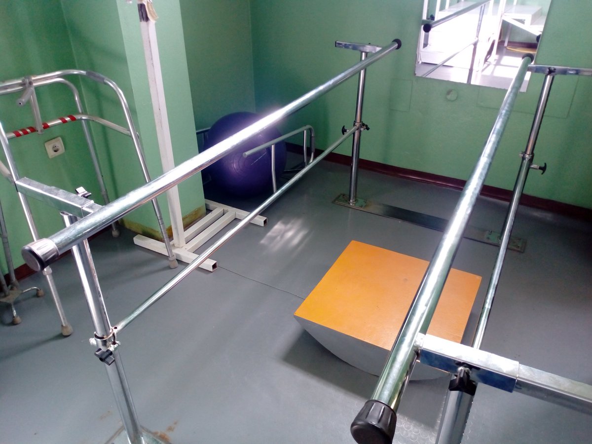 DanielLechigue1's tweet photo. Day three at St. Yared's internship! I had an interesting morning session in the physiotherapy department. I saw many patients working hard to get better after their injuries, such as lack of coordination or even paralysis.
#ICSIntern19 @SihamCAS @ICSAddis https://t.co/XD2VgUtkmu