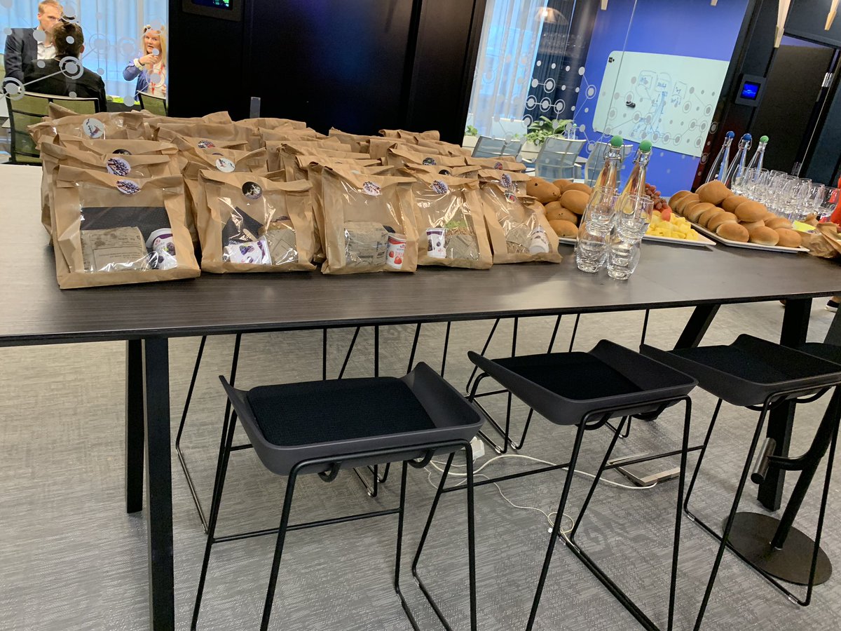 PedabNorway's tweet image. Dørene til #IBMClientCenter er åpne og frokosten er servert. Vi er klare til å ønske 60 kunder og partnere velkomne til frokostseminar om digitale medarbeidere 🤖 @IBMNorge @CrayonIT @simplifai_ai #RPA #Robotics